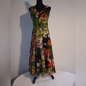 Floral Sleeveless Maxi Dress - Multicolor